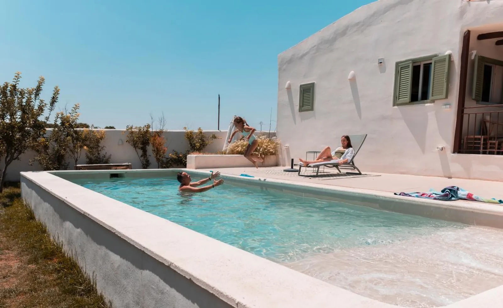 Construcción de una piscina de hormigón
